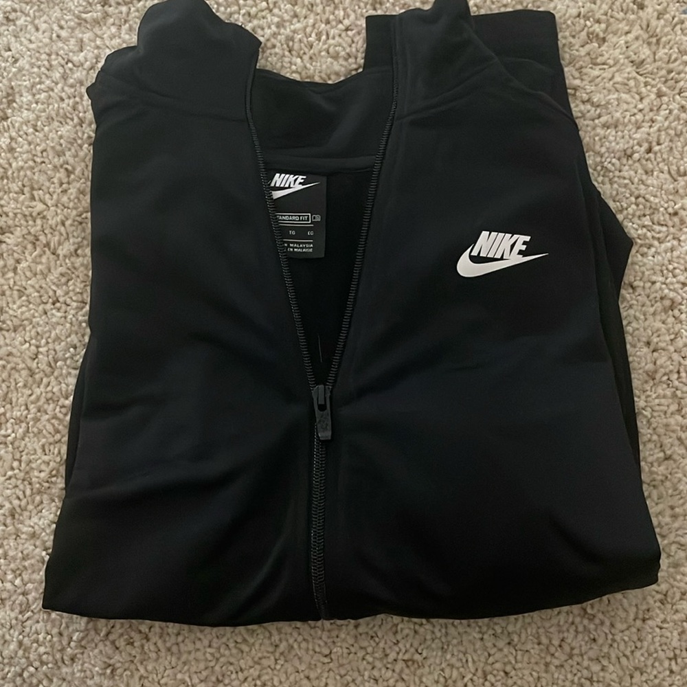 Black Nike Full Zip Sweatshirt